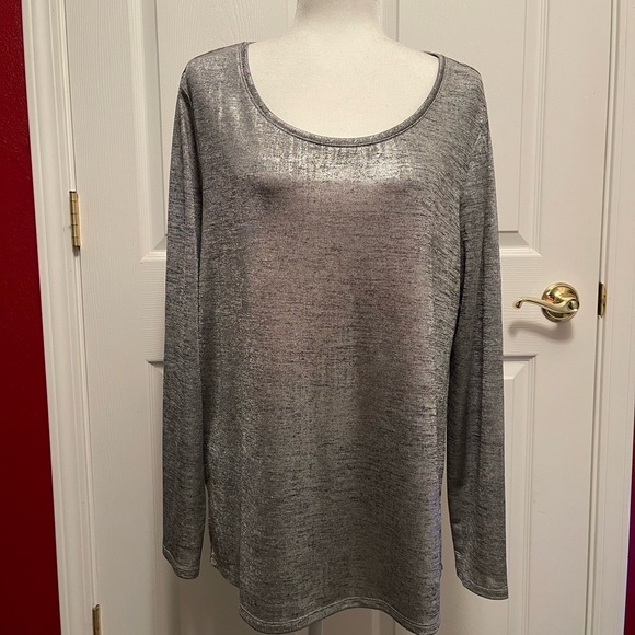 Westport Gray Long Sleeve Tunic Top - Picture 1 of 9